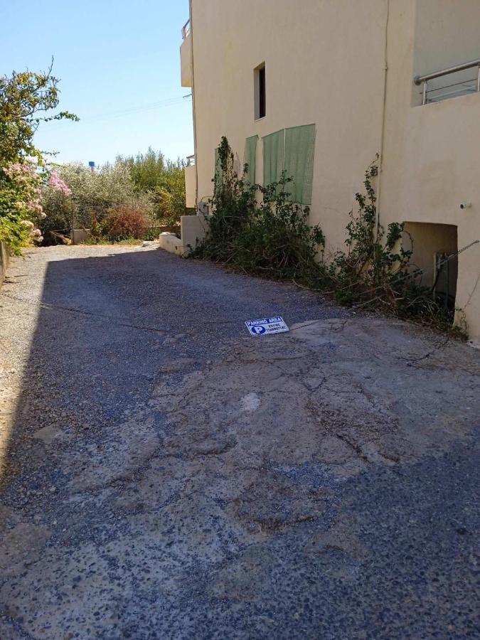 Elounda George Studios Bagian luar foto