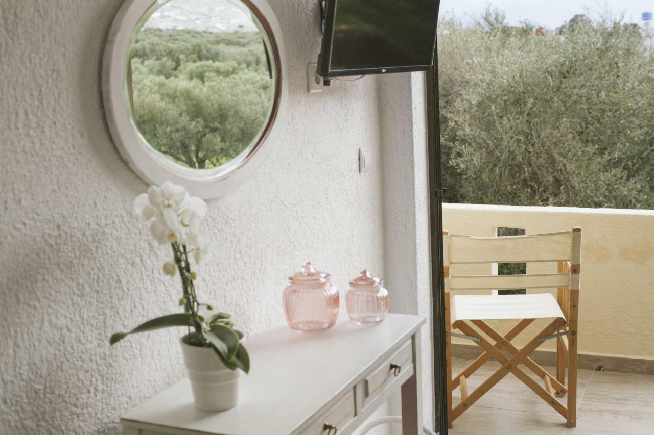 Elounda George Studios Bagian luar foto